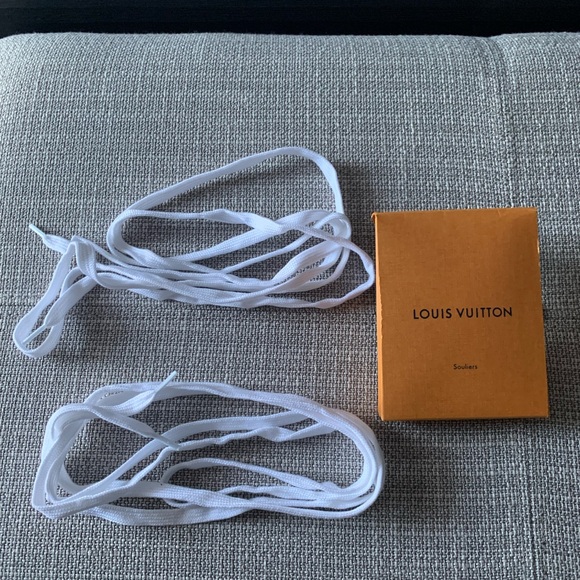 Louis Vuitton Shoe Laces - Picture 3 of 4